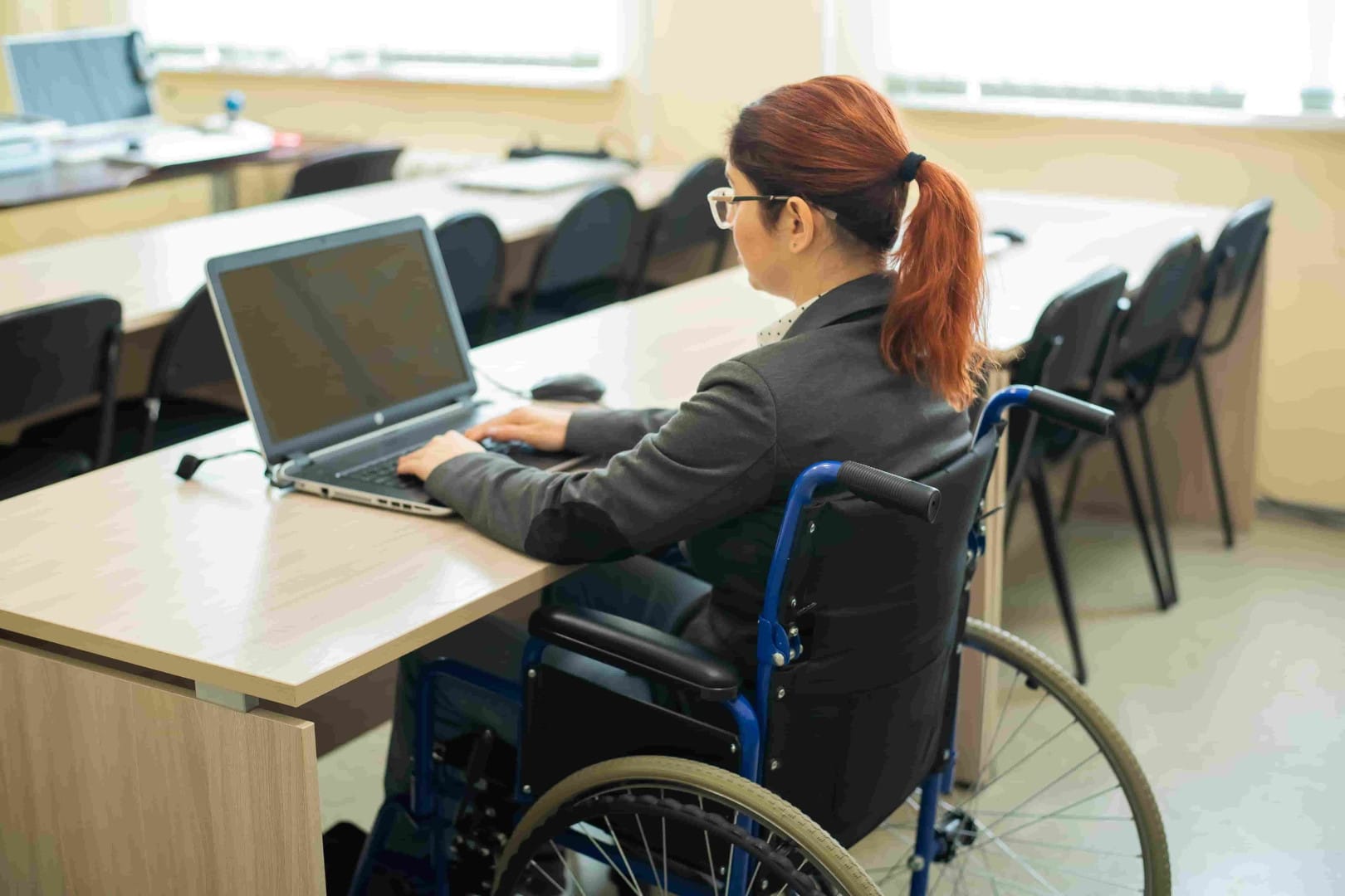 Osoba sa invaliditetom na poslu